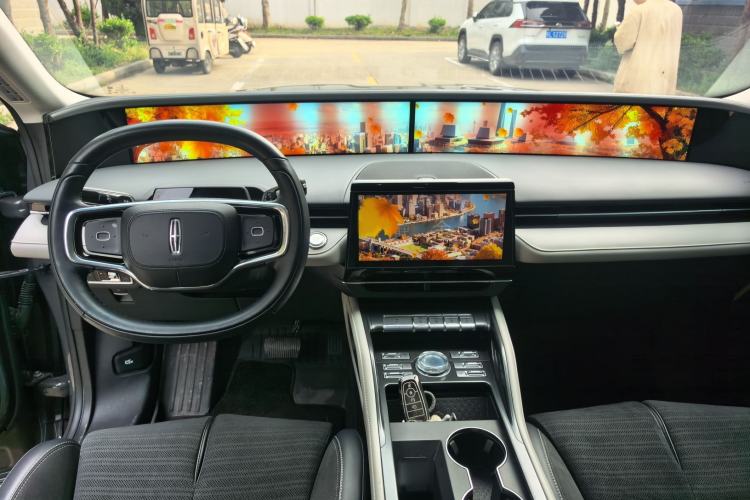 Used Lincoln Nautilus 2023 2.0T All-Wheel-Drive Zunrui Hybrid Version
