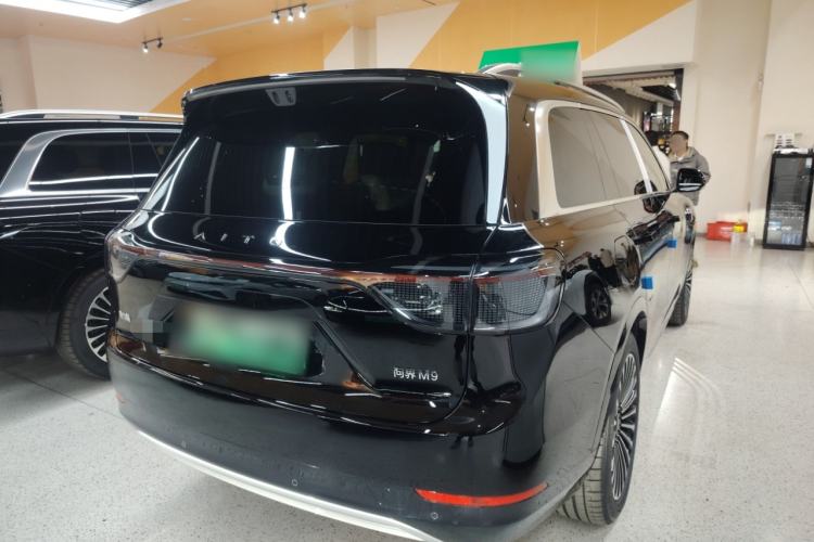 Used Hima AITO M9 2025 Extended-Range Ultra Version 52 kWh 6-Seater