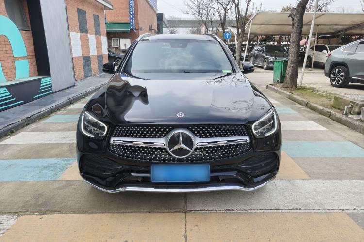 Used Mercedes-Benz GLC 2020 Facelift GLC 300 L 4MATIC Dynamic Edition Exterior 1