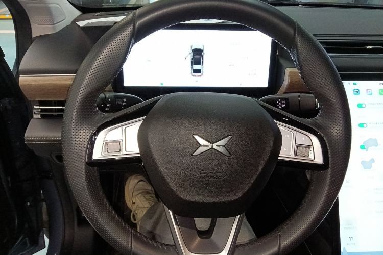Used XPeng P5 2021 460G Steering Wheel