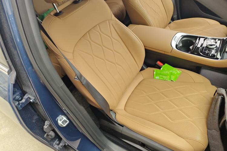 Used Geely Galaxy A7 2025 Model EM-i 150km Starship Edition Right Front Seat