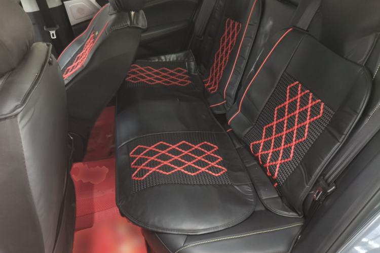 Used Roewe i6 MAX 2020 300TGI Automatic "Swell Cool Smart Drive" Edition Left Rear Seat