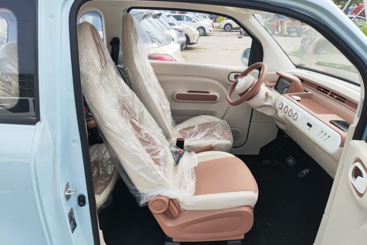 Used Bestune Pony 2026 Model 222km Shining Horse Right Front Seat