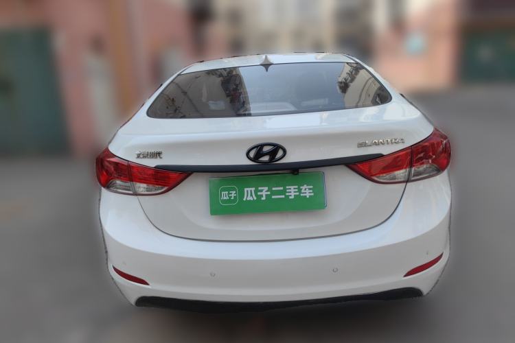 Used Hyundai Elantra (5th Generation / Langdong) 2015 1.6L Automatic Fashion Model
