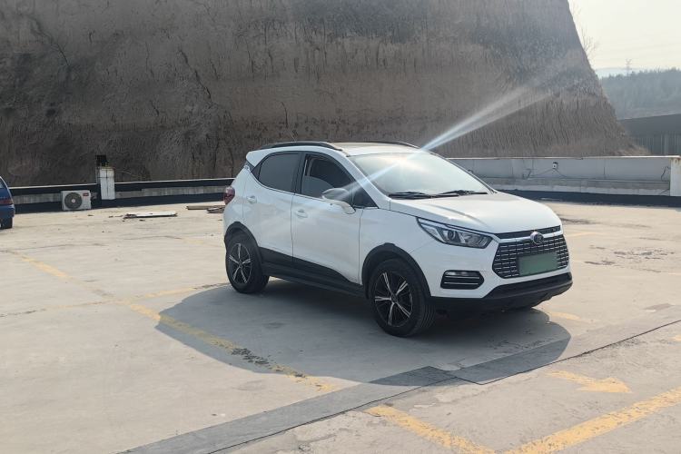 Used BYD Yuan New Energy 2018 EV360 Smart Connected Cool Model