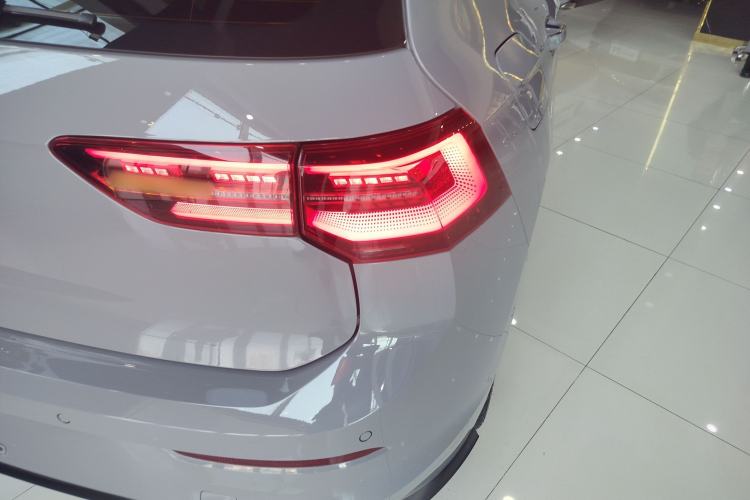 Used Volkswagen Golf 2023 Facelift 280TSI DSG R-Line Right Rear Taillight