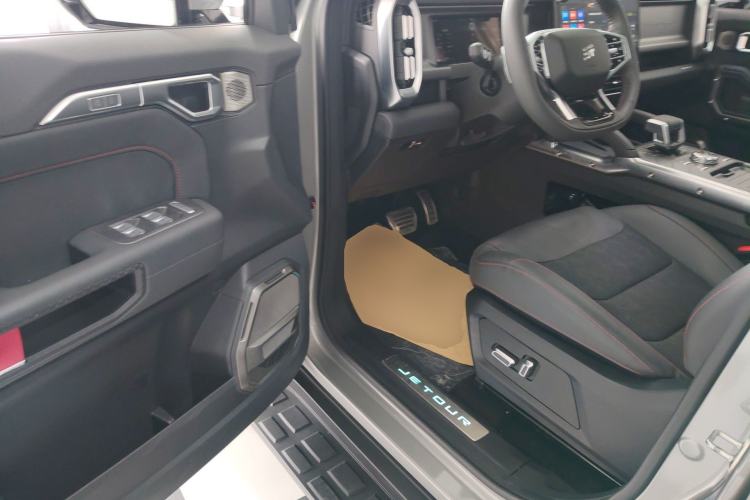 Used JETOUR Traveler 2023 2.0T All-Wheel-Drive CrossPRO Driver Seat