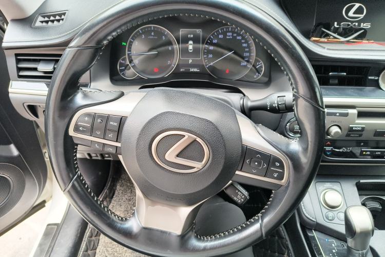 Used Lexus ES 2015 200 Elite Edition Steering Wheel