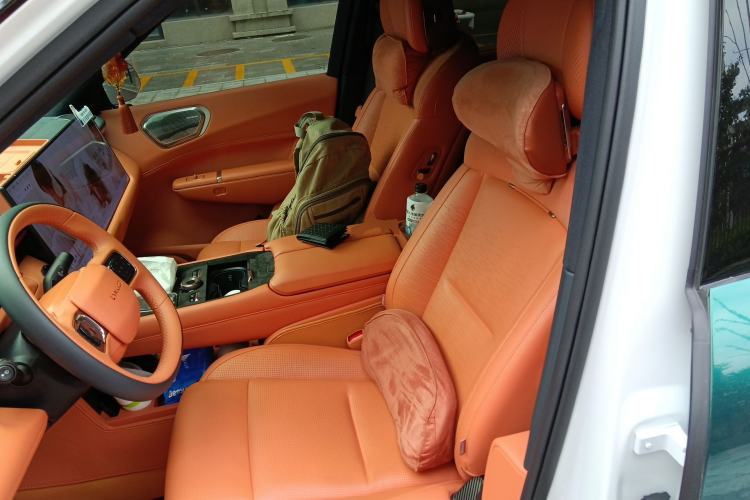 Used Lynk & Co 900 2025 2.0T Ultra Left Front Seat