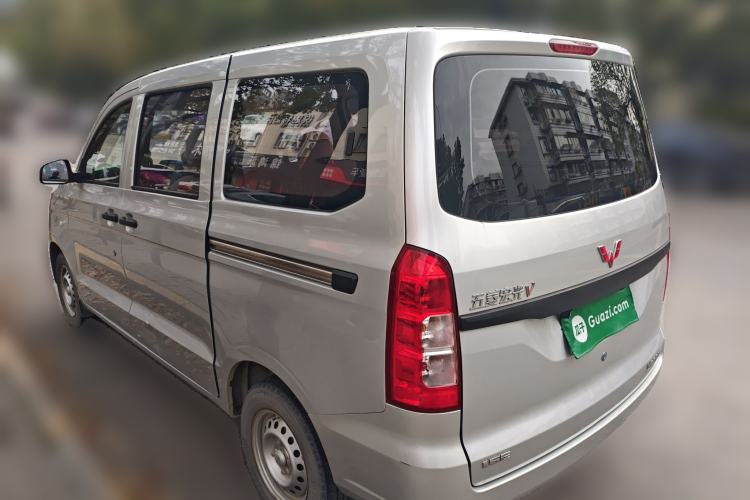 Used Wuling Hongguang V 2019 1.5L Jingqu Version China VI LAR
