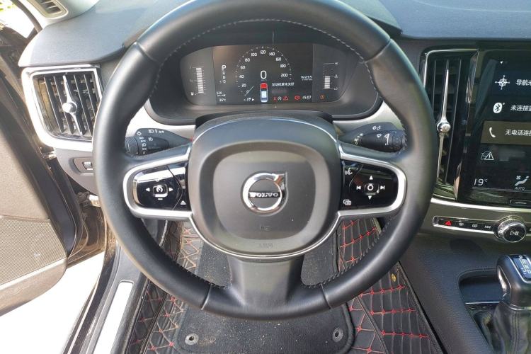 Used Volvo S90 2018 T4 Zhiyi Edition