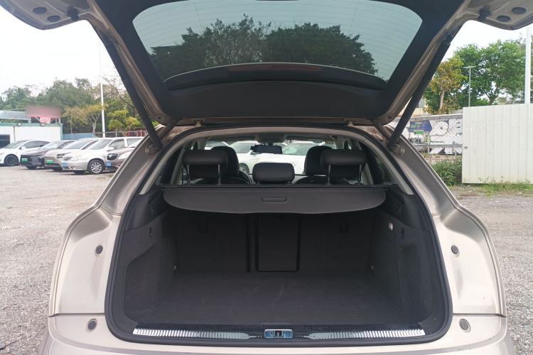 Used Audi Q3 2017 35 TFSI Fashion Model Trunk