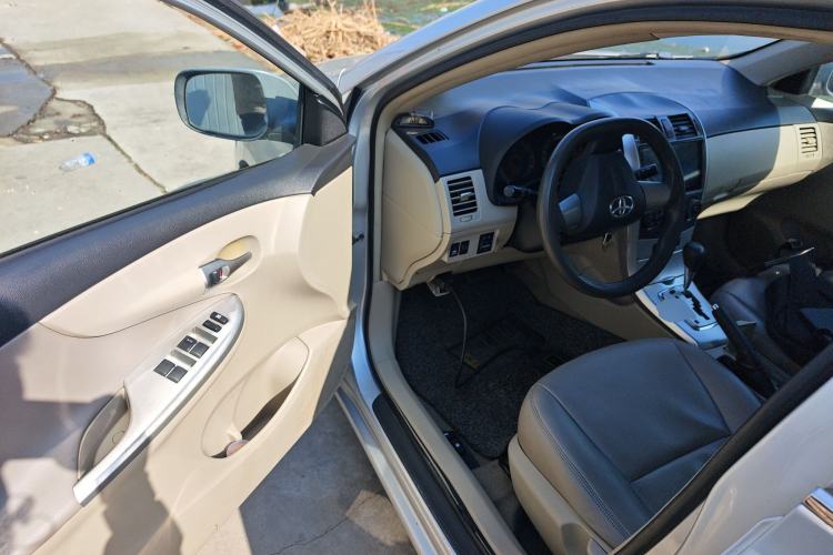 Used Toyota Corolla 2011 1.6L Automatic GL
