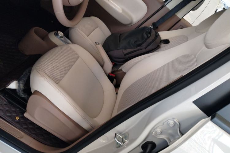 Used Wuling Hongguang MINIEV 2025 Four-Door Version Advanced Edition Left Front Seat