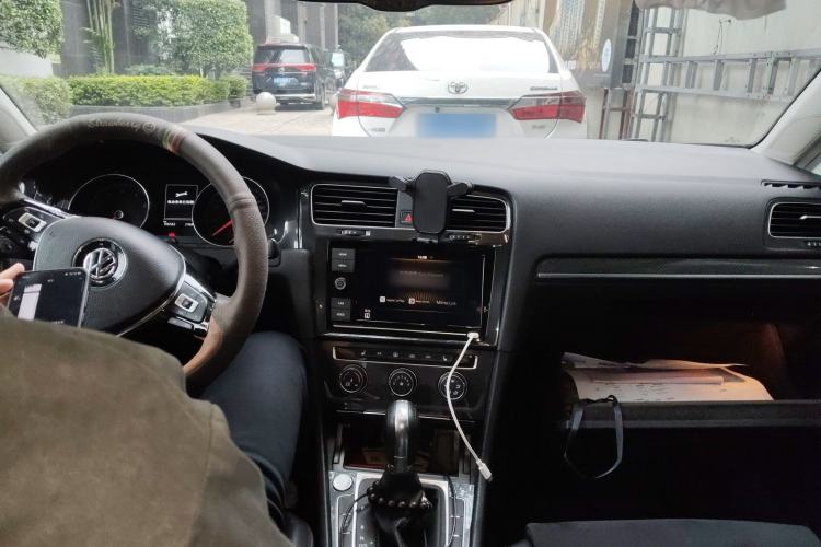 Used Volkswagen Golf 2019 280TSI DSG Luxury Version China V Standard Center Console