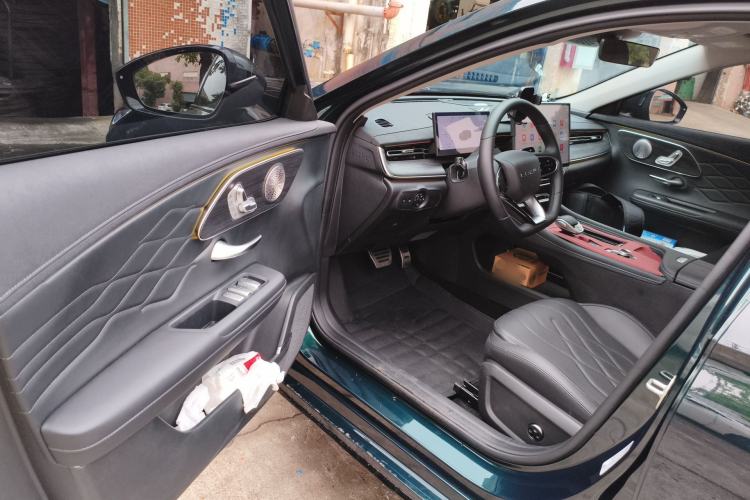 Used Chery Arrizo 8 PRO 2025 Model Pro 2.0T Prestige Version
