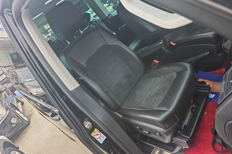 Used Volkswagen Multivan 2019 2.0 TSI 4x4 Prestige Edition 7-Seater
