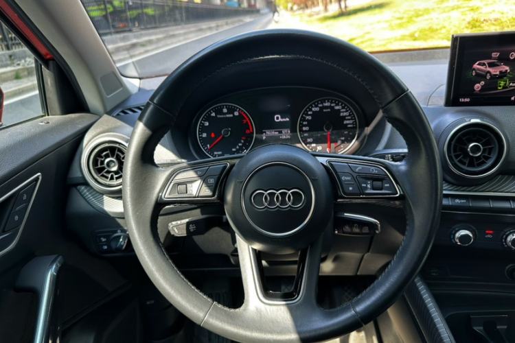 Used Audi Q2L 2018 35 TFSI Launch Exclusive Edition China VI Steering Wheel