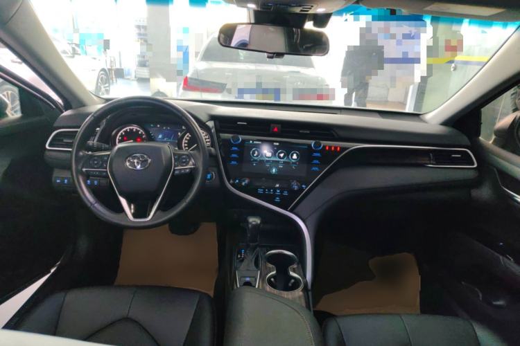 Used Toyota Camry 2019 Revised Version 2.0G Luxury Edition Center Console