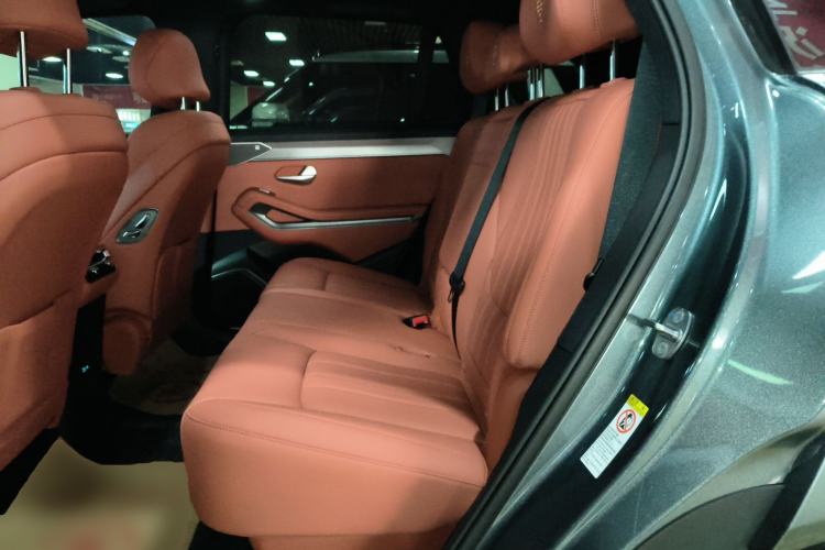 Used BYD Tang L 2025 EV with 670 km Range LiDAR and Premium Features Left Rear Seat