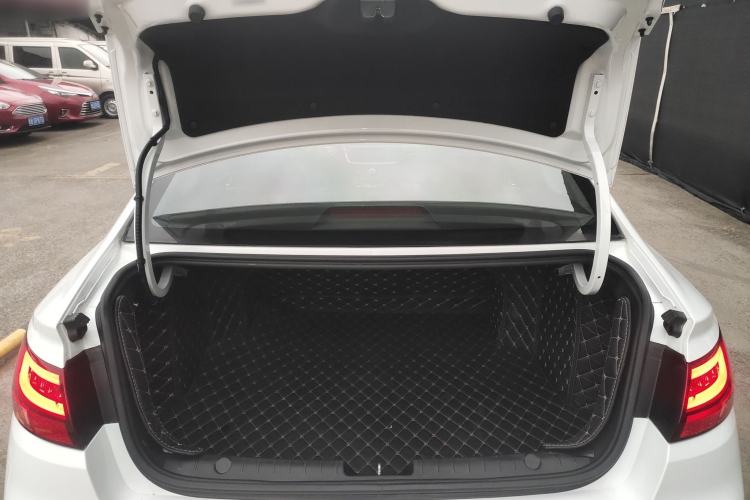 Used Geely Auto Emgrand GL 2021 UP 1.4T CVT Leading Edition
