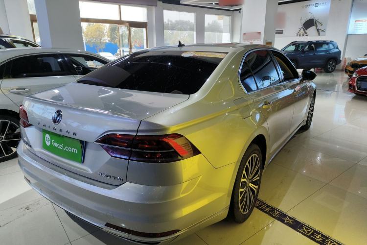 Used Volkswagen Phideon 2018 Revised Version 380TSI Two-Wheel Drive Business Edition