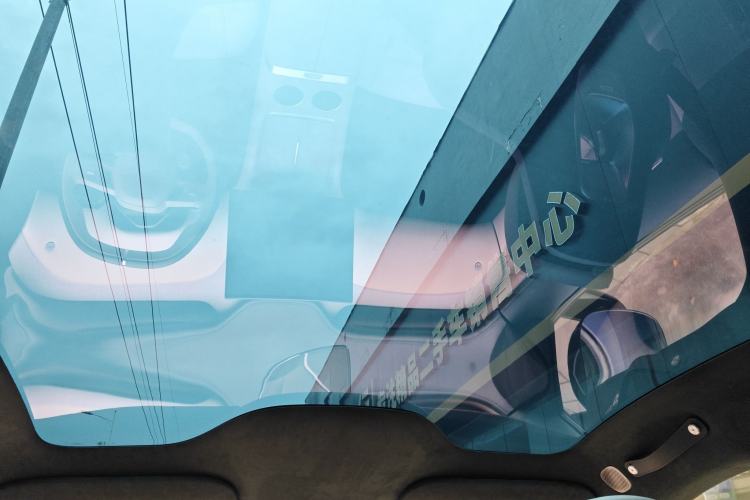 Used Xiaomi Auto YU7 2025 Ultra-Long Range High-Performance All-Wheel-Drive Max Edition Headliner