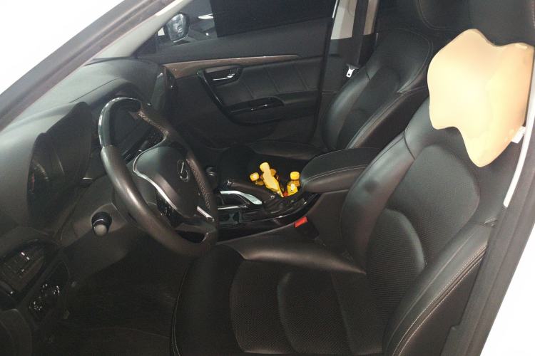 Used GAC Trumpchi GA6 2016 235T Manual Elite Edition
