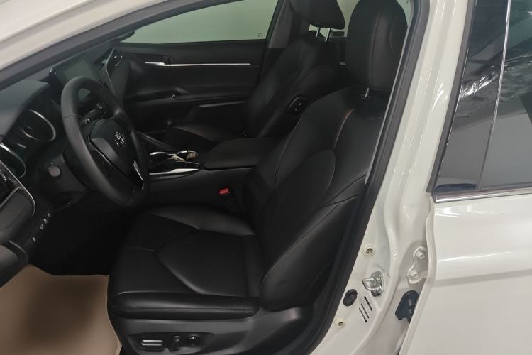 Used Toyota Camry 2023 2.0GVP Premier Edition