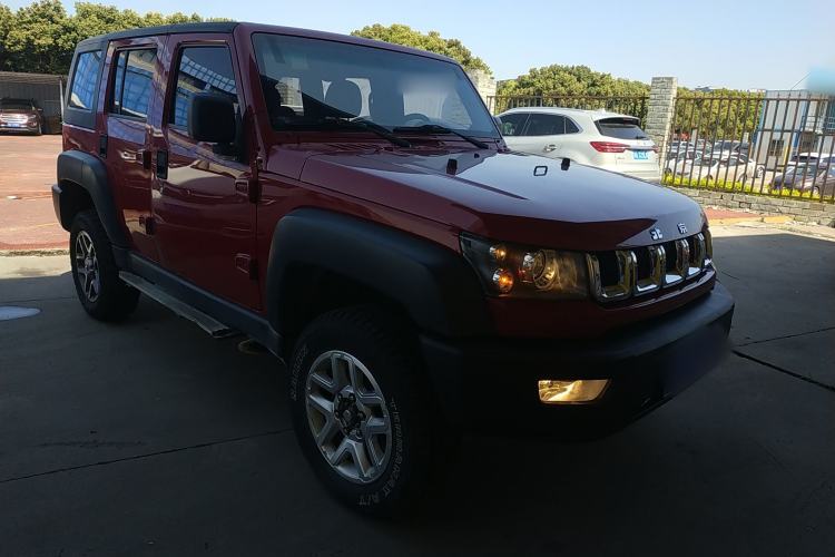 Used BAIC Off-Road BJ40 2016 40L 2.0T Manual All-Wheel Drive Prestige Edition Front Right 45 Deg