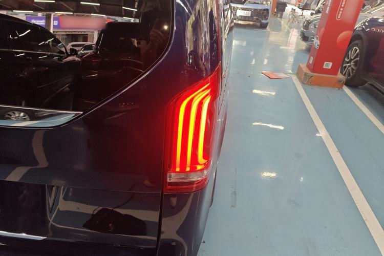 Used Mercedes-Benz V-Class 2018 V 260 Avantgarde Edition China V