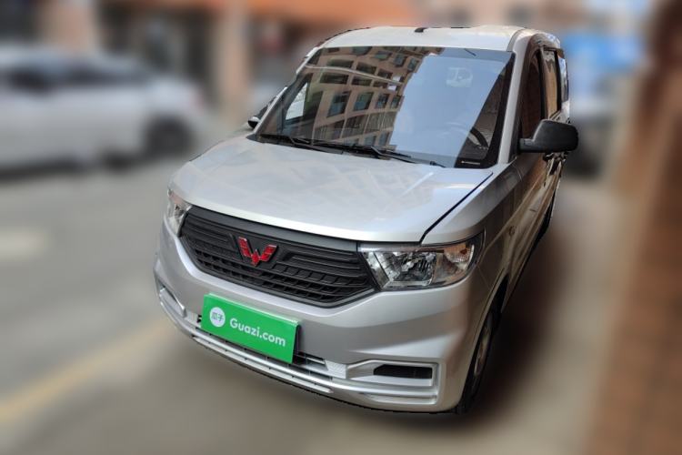 Used Wuling Hongguang V 2022 1.5L Jingqu Edition Electric-Assist LAR