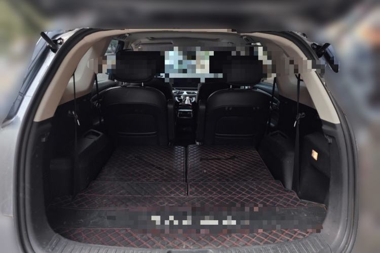 Used Dongfeng Fengon 580 2022 1.5T Automatic Luxury Version Trunk