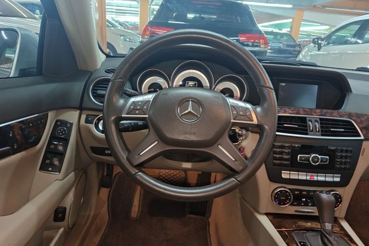 Used Mercedes-Benz C-Class 2011 C 200 CGI Elegant Model
