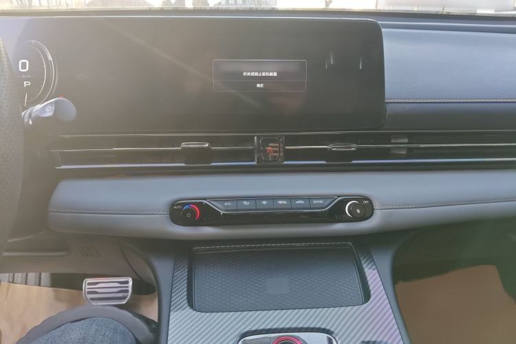 Used GAC Trumpchi EMPOW 2021 270T DCT J16 Version Audio And AC Panel