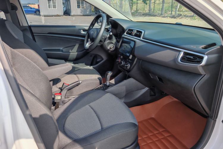 Used Hyundai Verna (older generation) 2017 1.4L Automatic YueXiang Edition China V-standard