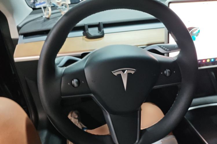 Used Tesla Model 3 2022 Rear-Wheel-Drive Version
