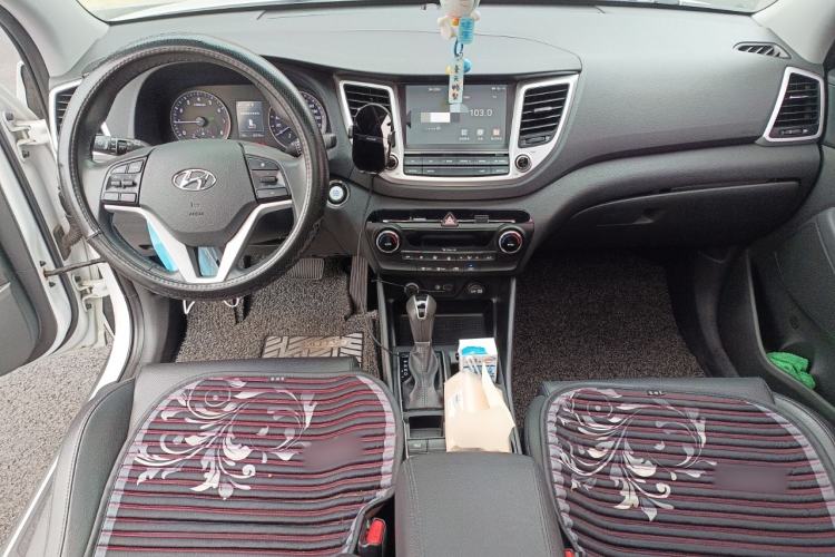 Used Hyundai Tucson 2018 1.6T Dual-Clutch Two-Wheel Drive 15th Anniversary Special Edition
