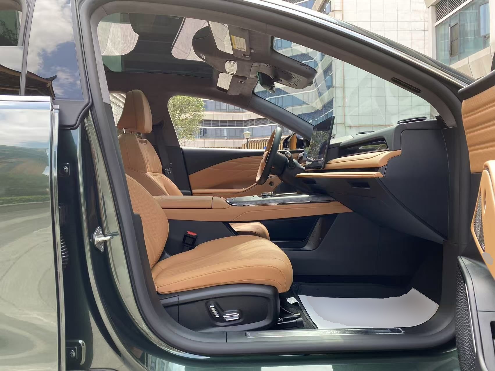 Geely Galaxy 8 2025 130km EM-P Starship Edition — снимка 19