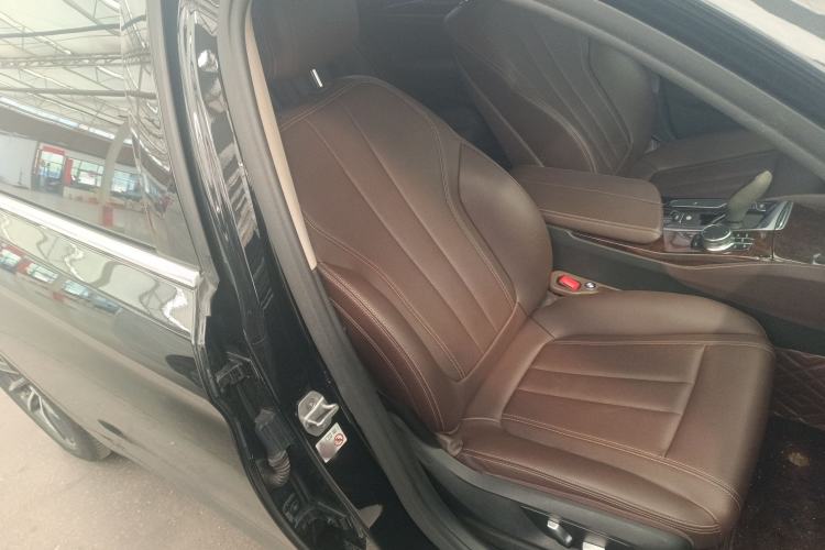 Used BMW 5 Series 2019 525Li Luxury Package