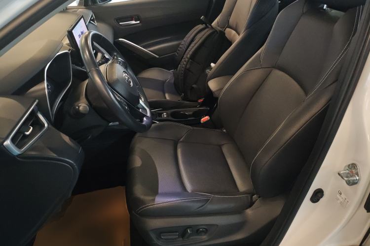 Used Toyota FRONTLANDER 2023 2.0L Smart Electric Hybrid Dual-Engine Deluxe Version