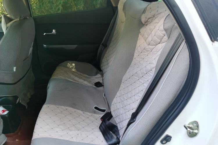 Used Kia K2 2015 Sedan 1.4L MT GLS
