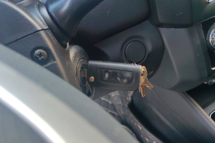 Used Foton Conqueror 3 2020 2.4L Challenger 3 Two-Wheel Drive Enjoyment Version High Cargo Bed Standard Wheelbase 4K22D4M