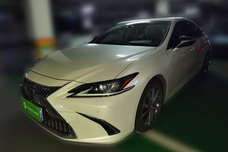 Used Lexus ES 2018 300h Premier Edition China V Standard