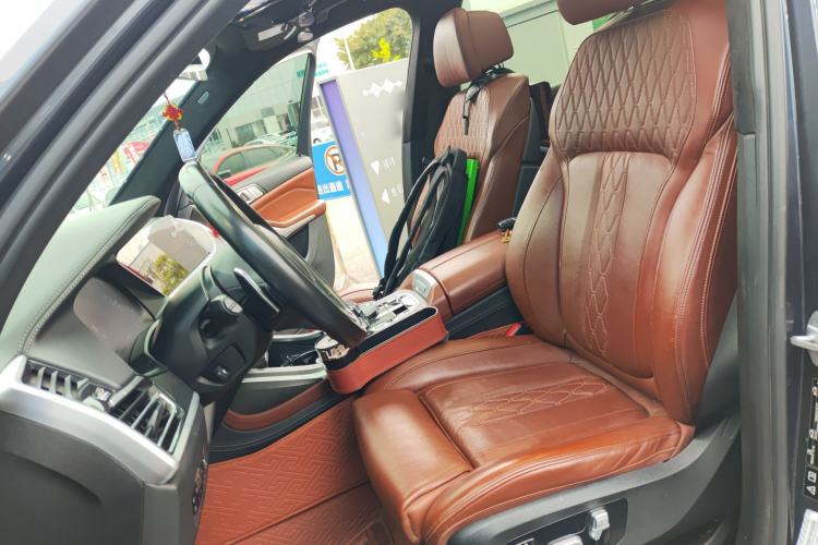 Used BMW X7 2020 xDrive40i Luxury M Sport Package
