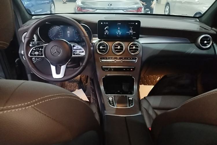 Used Mercedes-Benz GLC 2021 GLC 260 L 4MATIC Luxury Model
