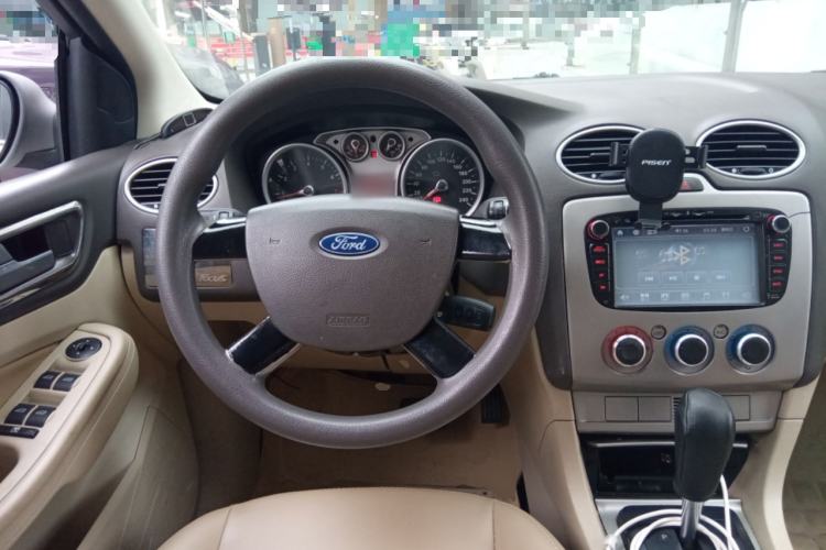 Used Ford Focus 2013 Sedan Classic 1.8L Automatic Base Model
