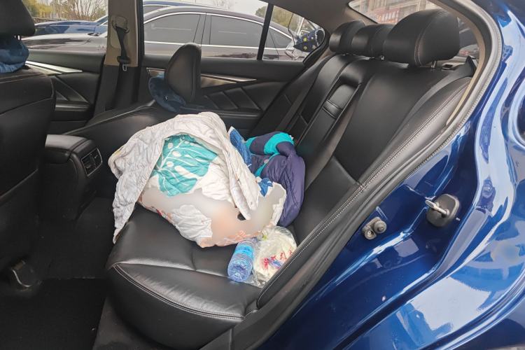 Used Infiniti Q50L 2018 2.0T Enjoyment Version China VI Standard
