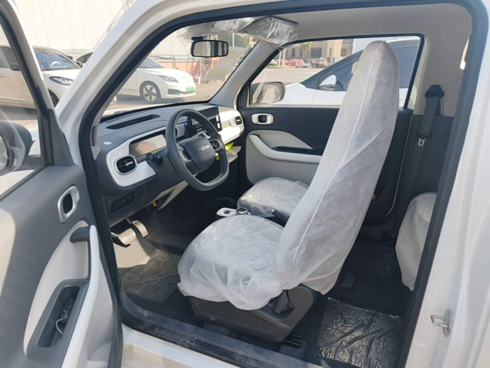 Geely Galaxy Panda 2025 210 km – Yuanqi Bear — снимка 18