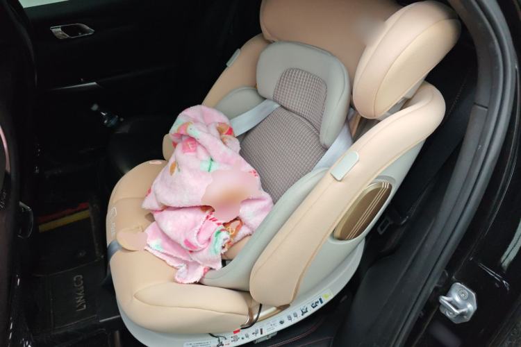 Used Lynk & Co 03 2020 2.0TD Automatic Trend Edition Left Rear Seat